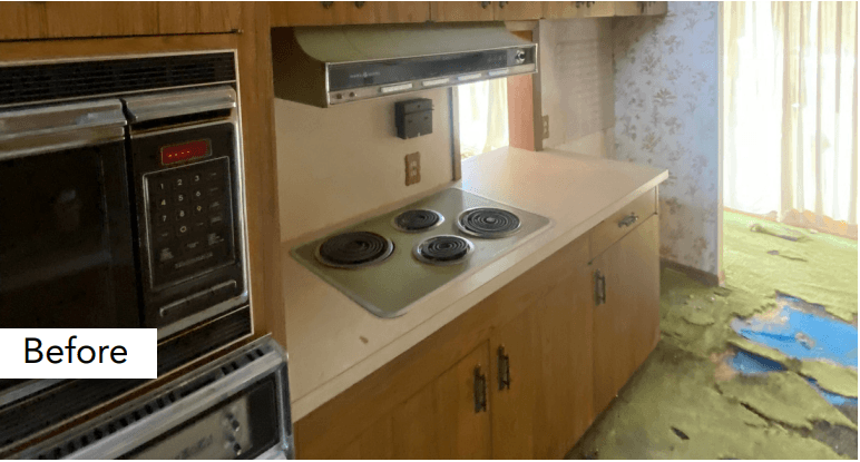 Kitchen before renovation